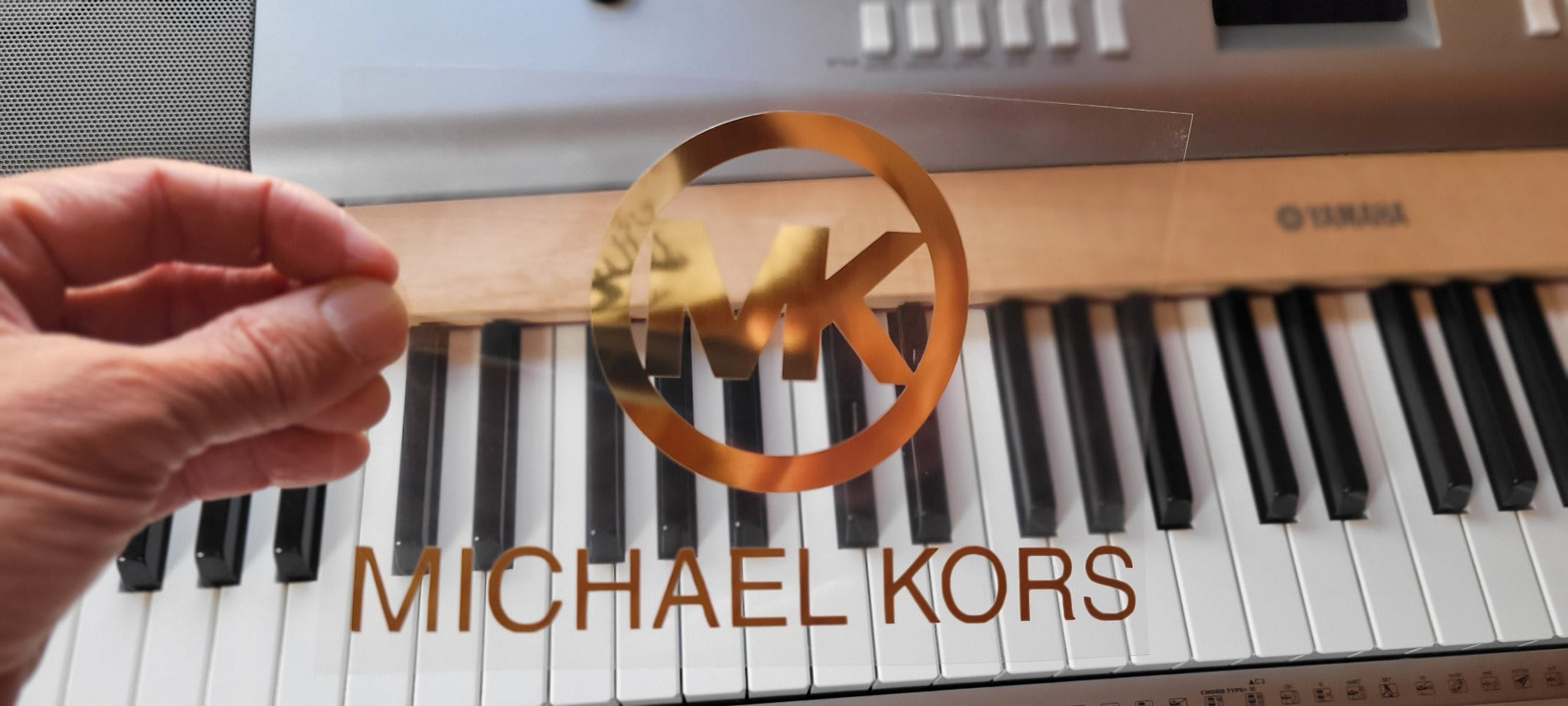 MK Michael Kors Brand Logo Iron-on Decal (heat transfer) – Customeazy