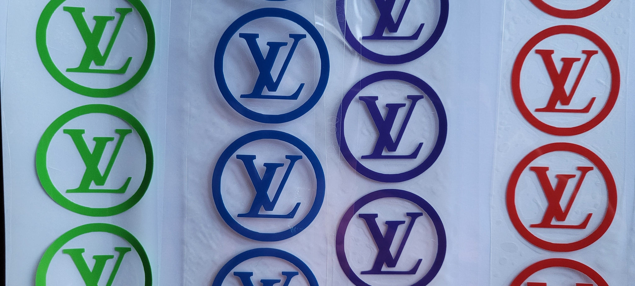 Logo LV Luis Vuitton Circle Symbol Iron-on Decal (heat transfer