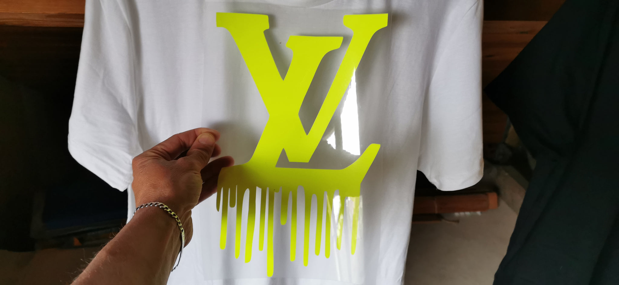 Louis Vuitton Dripping Embroidery, LV Logo Embroidery, Louis